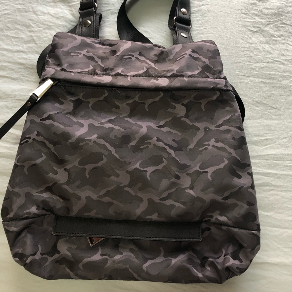 - Colab camo pattern Nylon backpack